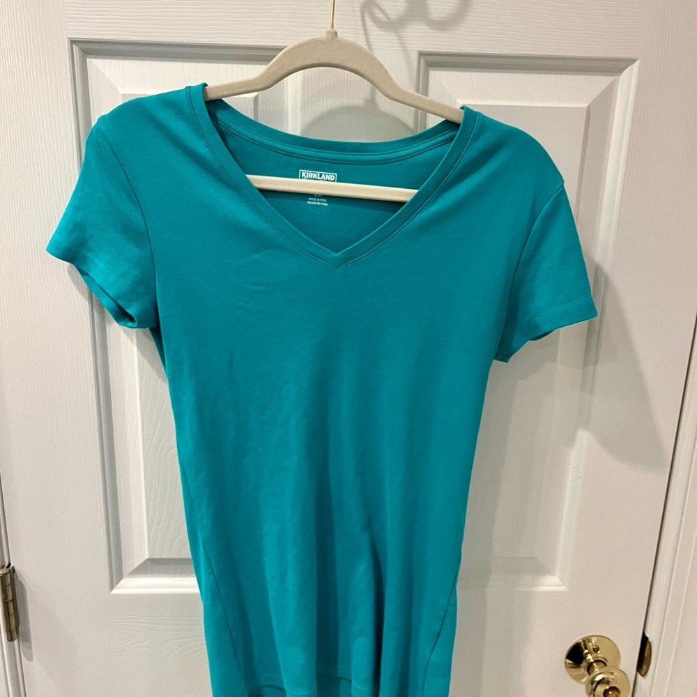 Kirkland Signature Women's Teal V-Neck Short-sleeve